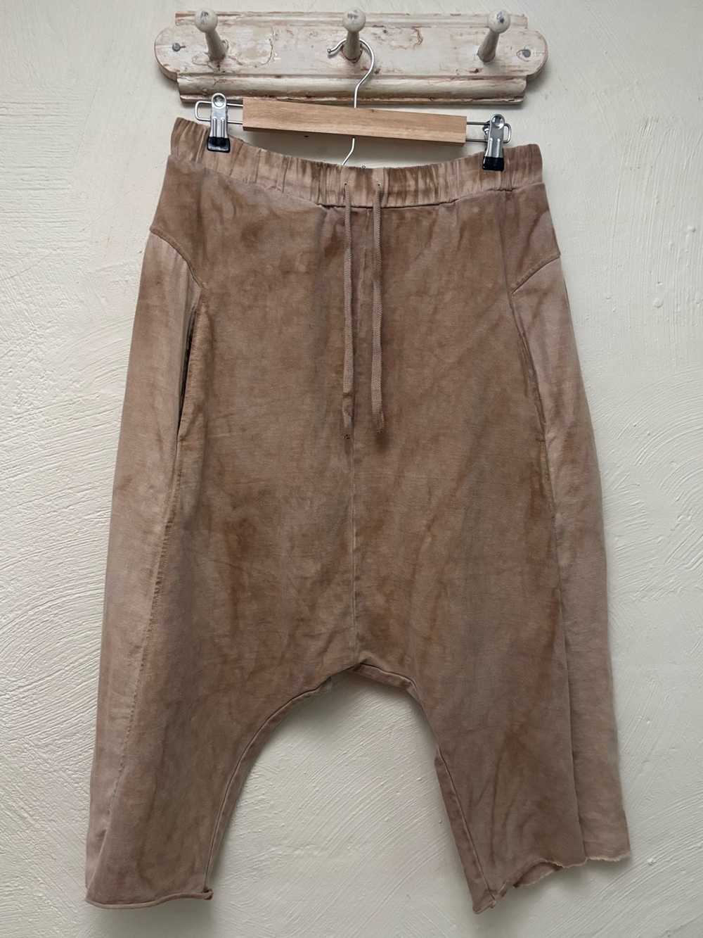 Andrea Ya'aqov Washed Baggy Low-crotch Joggers in DRT Sand